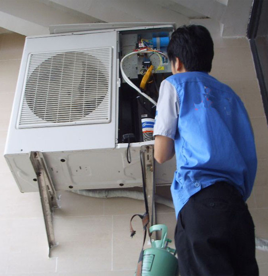 德保空调开机无反应维修